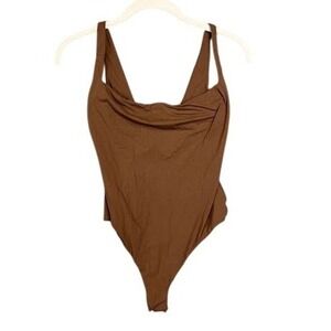 SKIMS Brown Cowl Neck Thong Bodysuit Womens Medium Cocoa Sleeveless Stretch